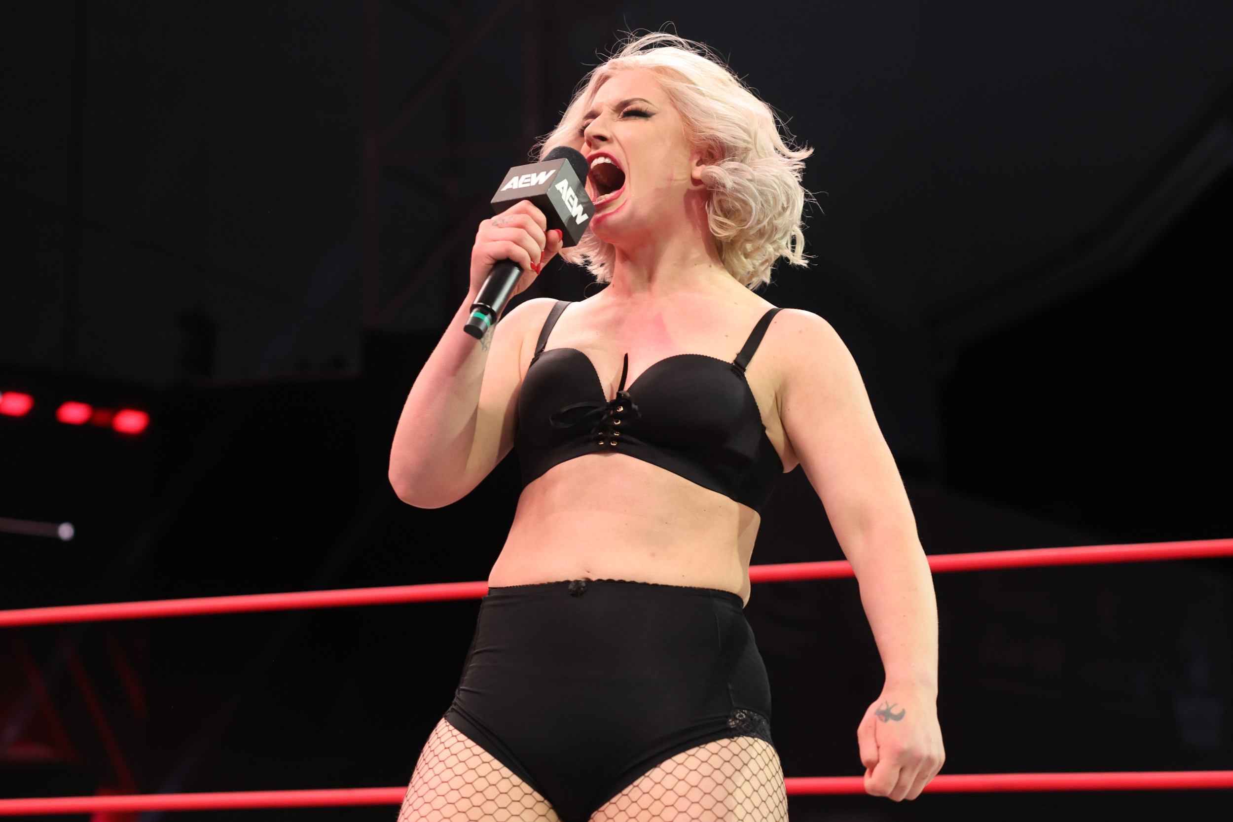 10 Forgotten WWE Women’s Champions