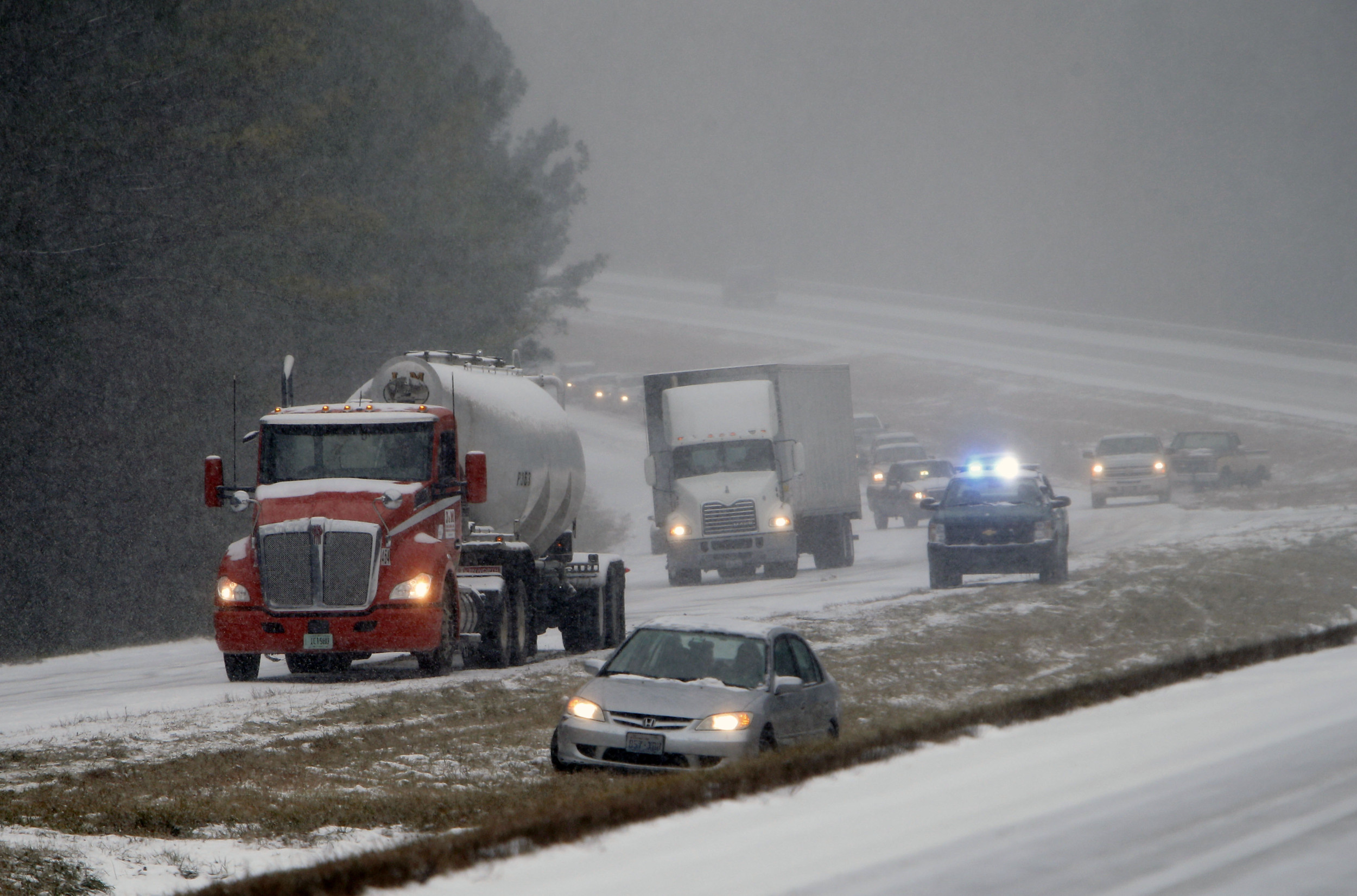 Thousands Told To Avoid All Travel As Ice Storm Hits