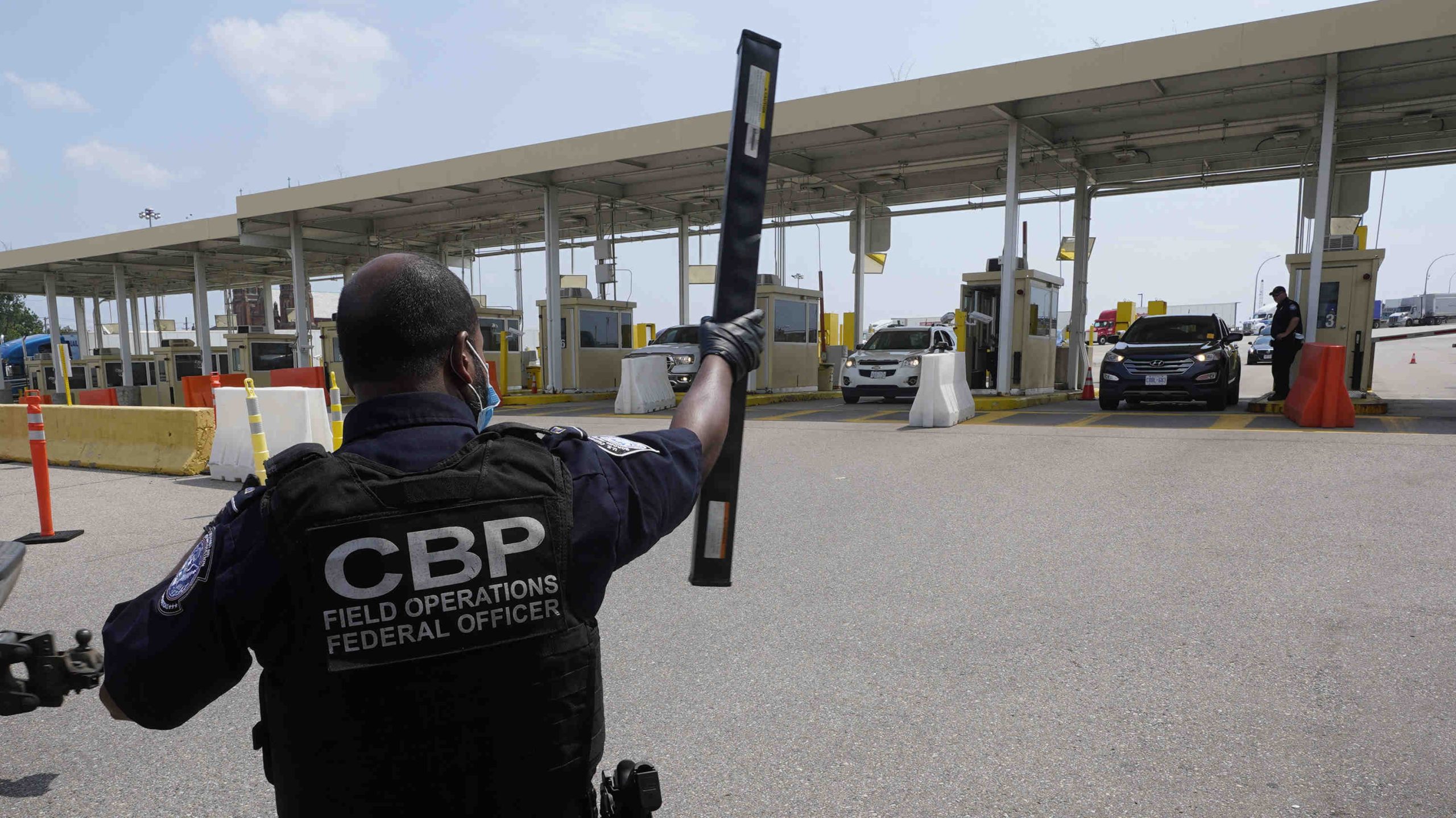 Family Arrested by US Border Agents While Trying to Relocate to Canada