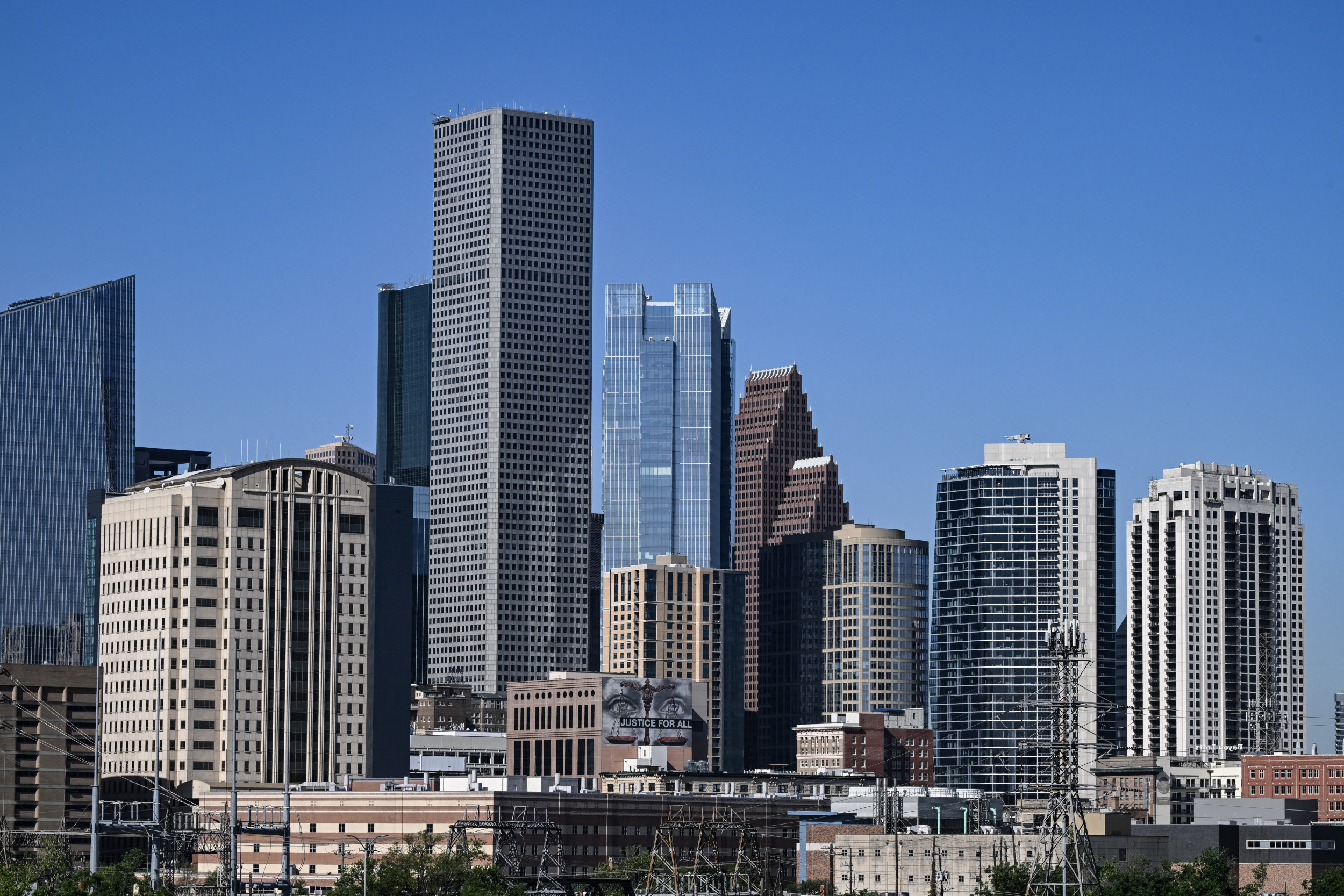 Millions in Texas Told to Avoid Drive-Thru Lanes