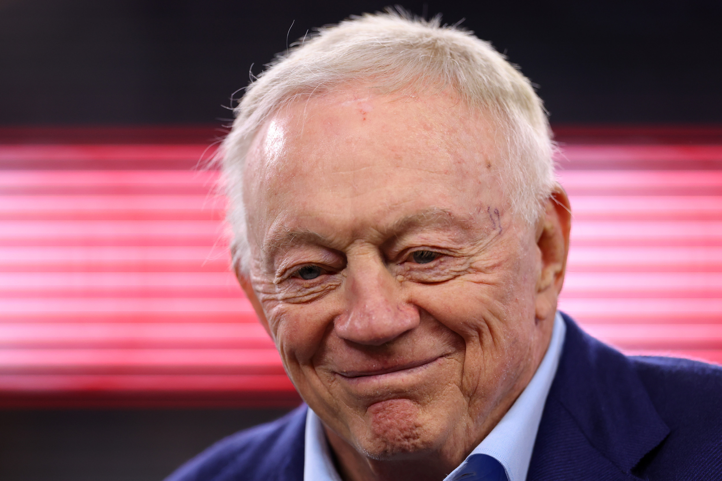 Cowboys Focus on Offense Early in Team’s Perfect 7-Round Mock Draft