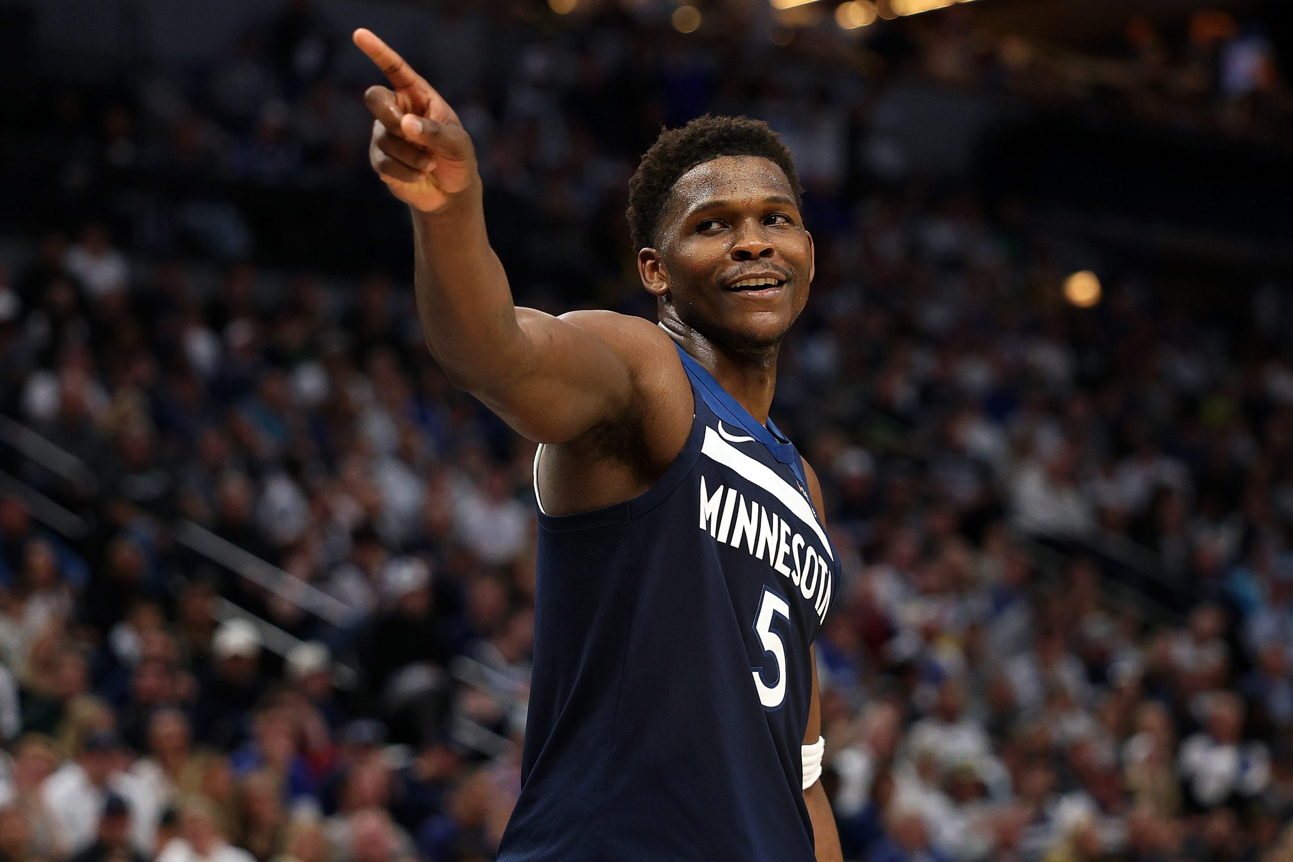 Best Lakers vs. Timberwolves Player Props, ATS Bets: MIN Favored At Home
