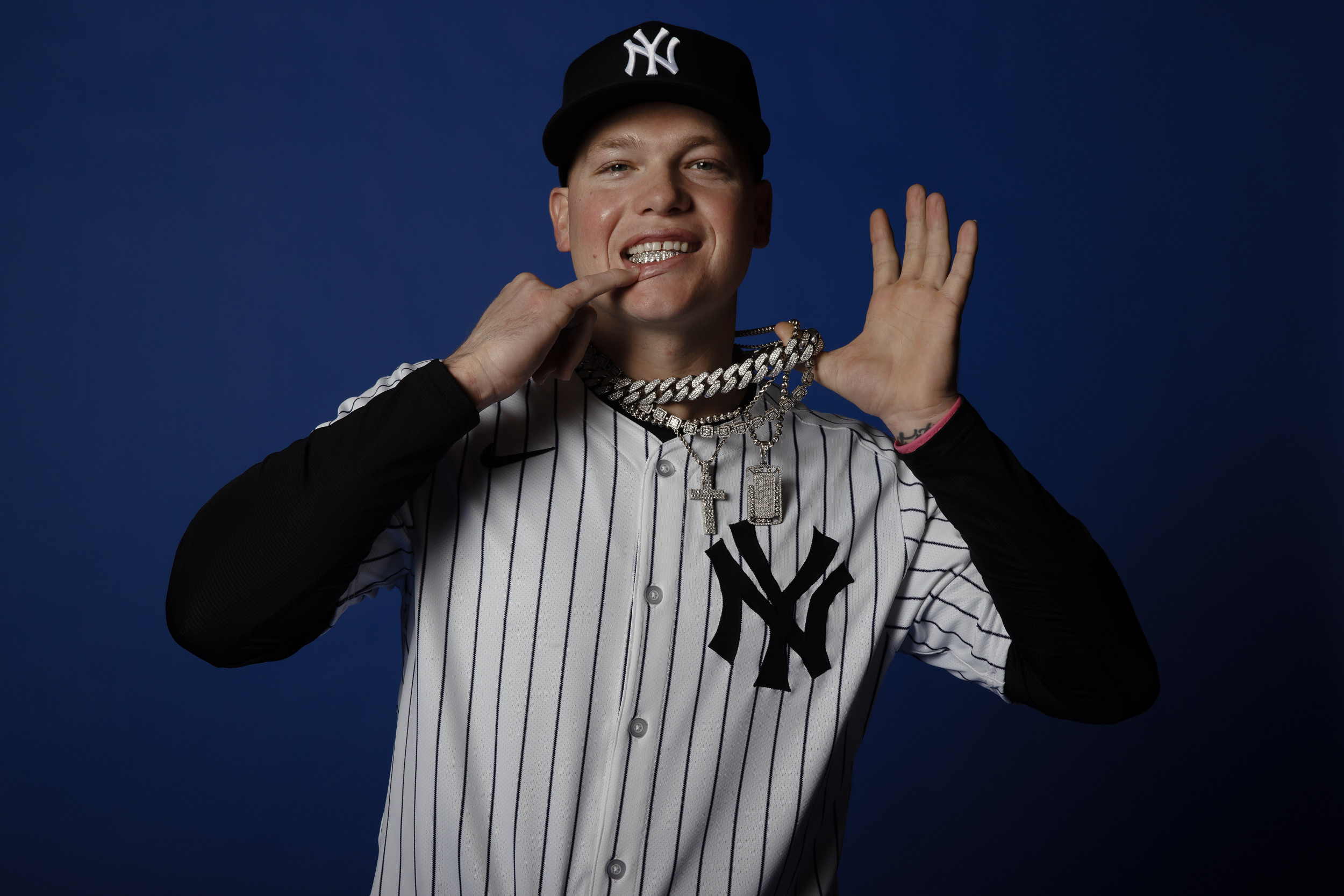Yankees Reject Shunned by MLB in Free Agency Gets Call-Up From Desperate Braves