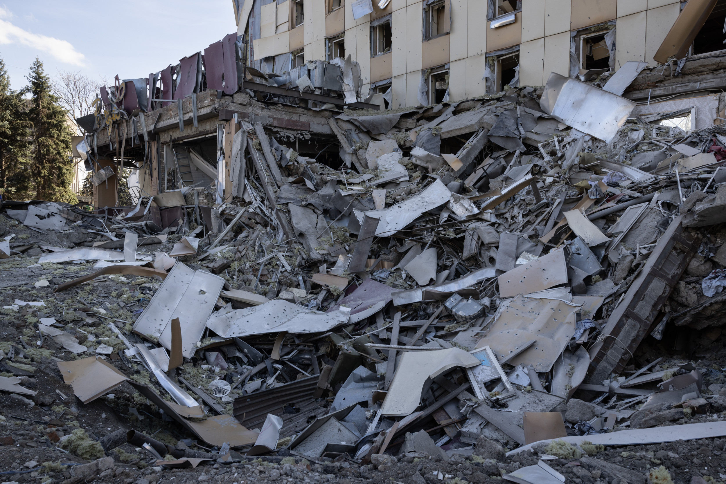 Russia Fires Missile at Children’s Playground in Deadly Strike