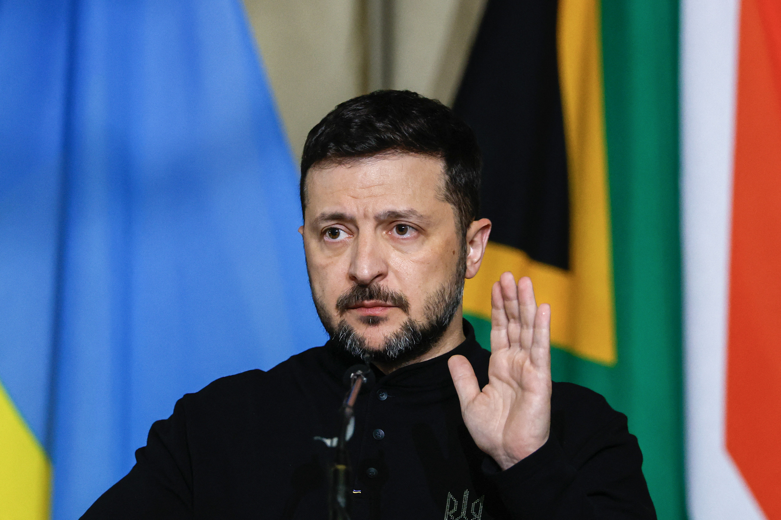 Zelensky Rival Klitschko Adds Pressure to Compromise on Russia