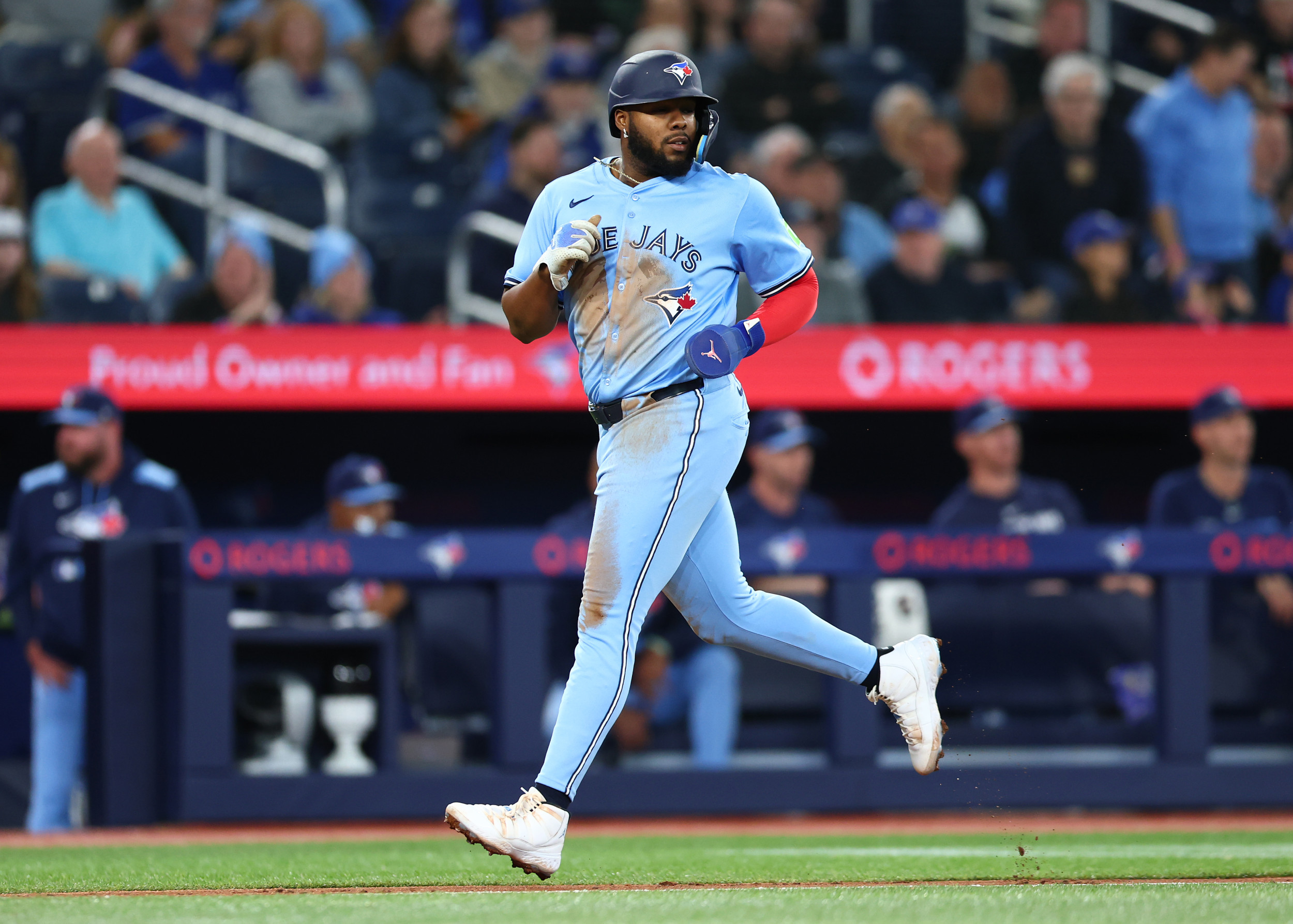 Vladimir Guerrero Jr., Blue Jays Finalize $500 Million Extension: Reports
