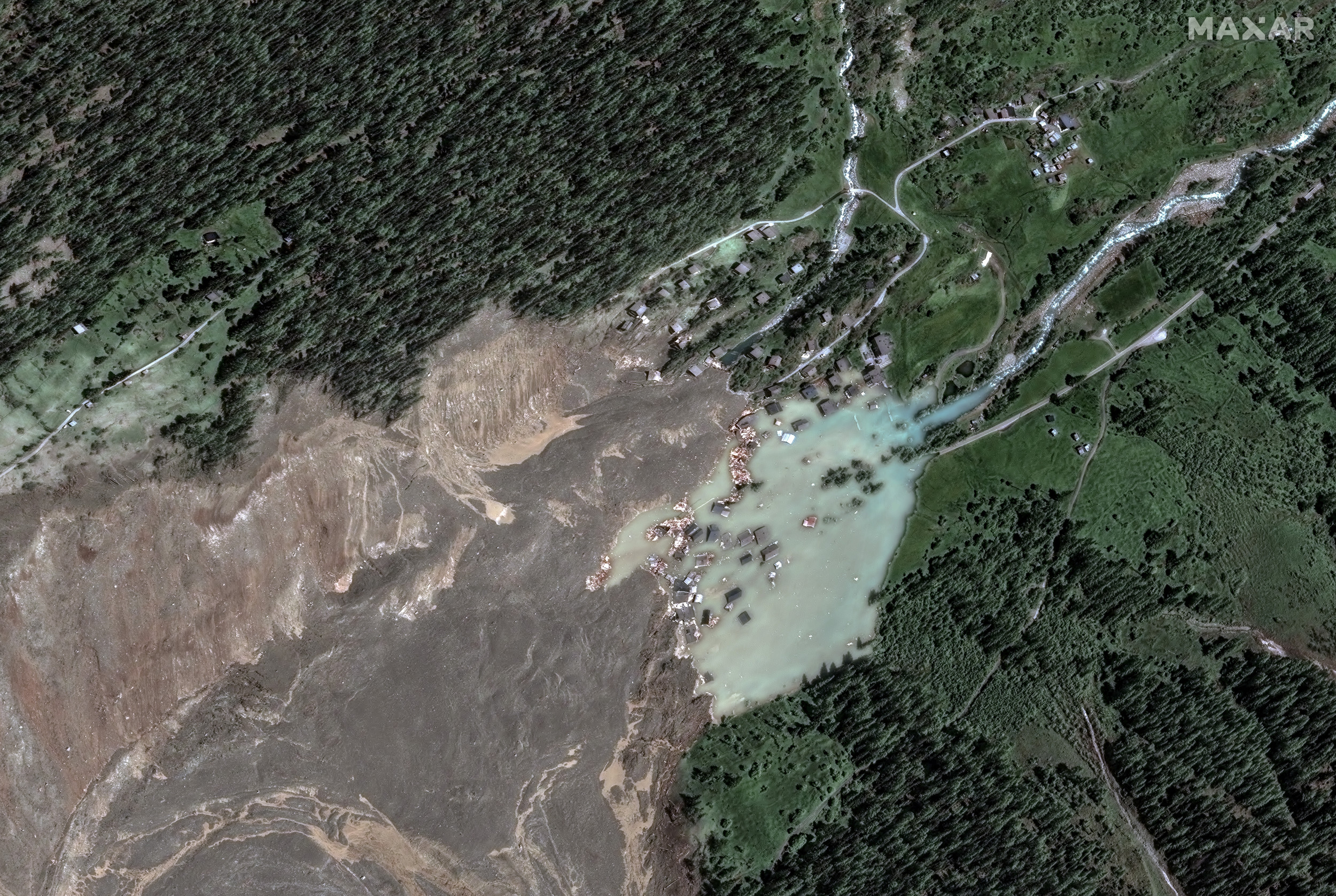 Satellite Photos Show Aftermath of Switzerland Glacier Collapse
