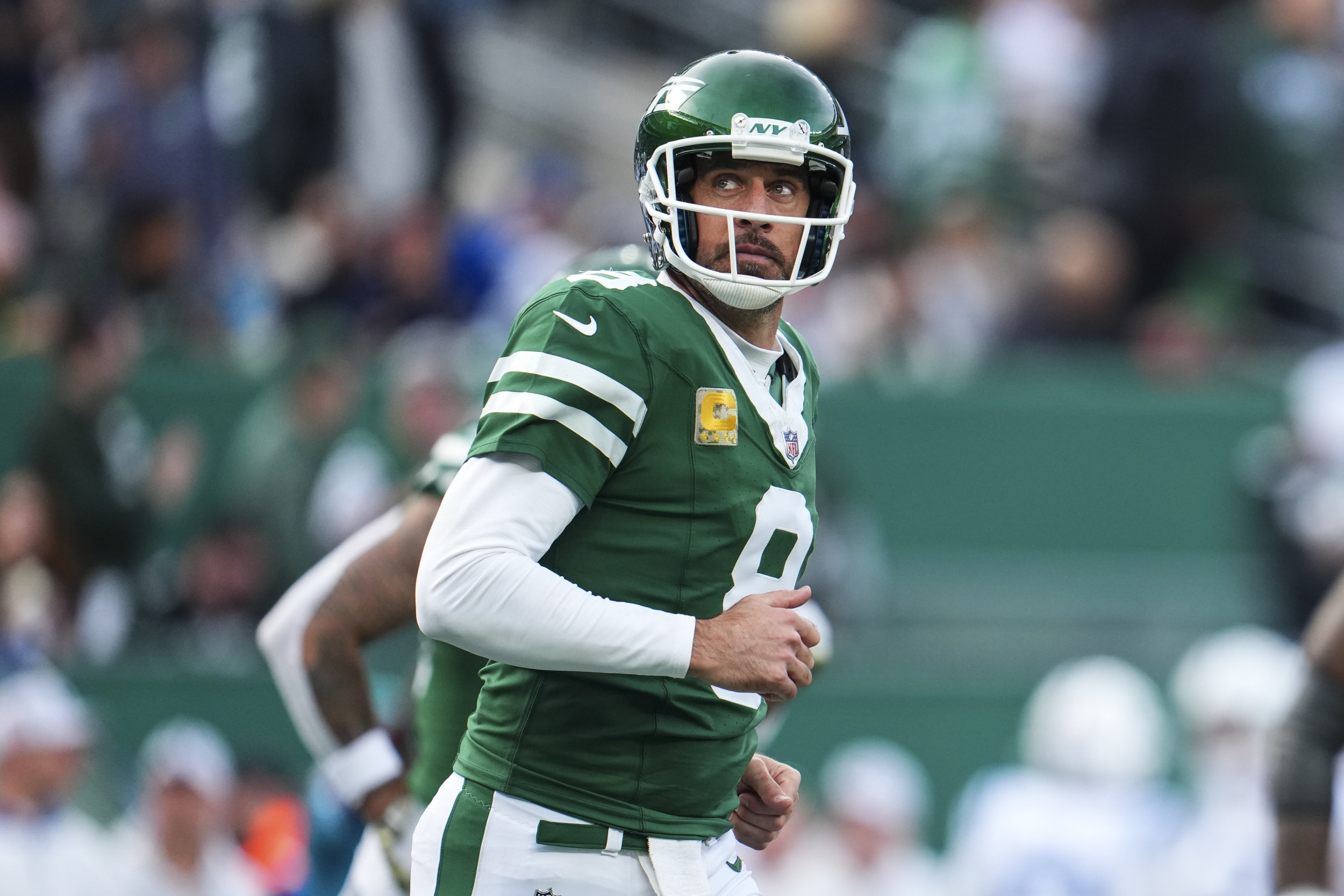 Ex-Cowboys Star Endorses Steelers’ Aaron Rodgers Deal