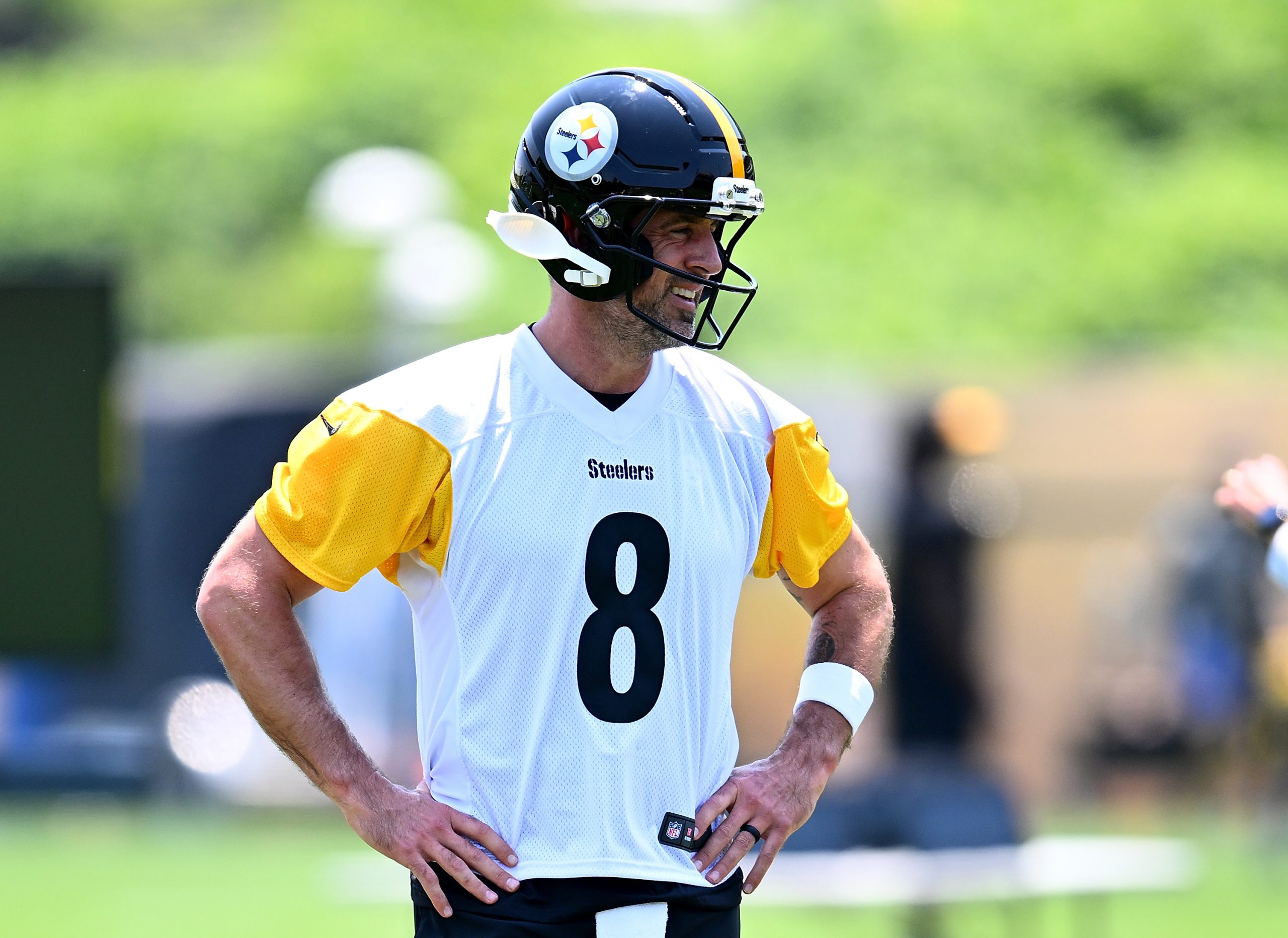 Steelers Predicted to Land Dynamic Aaron Rodgers Replacement