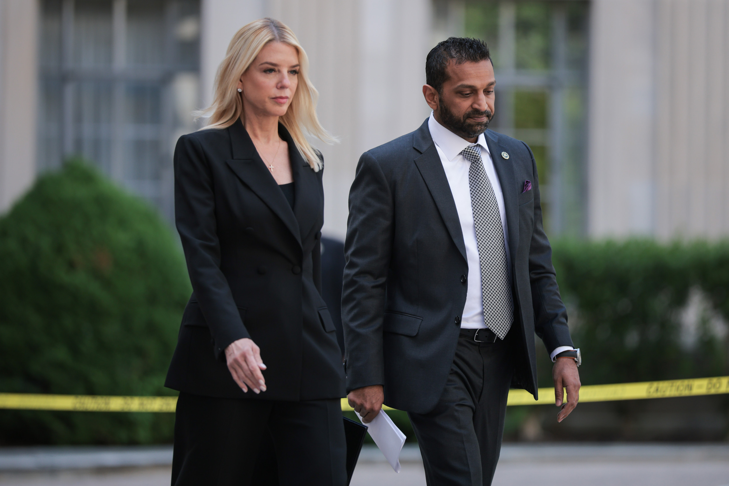 Trump’s DOJ Responds to ‘Daylight’ with FBI Regarding Epstein Files
