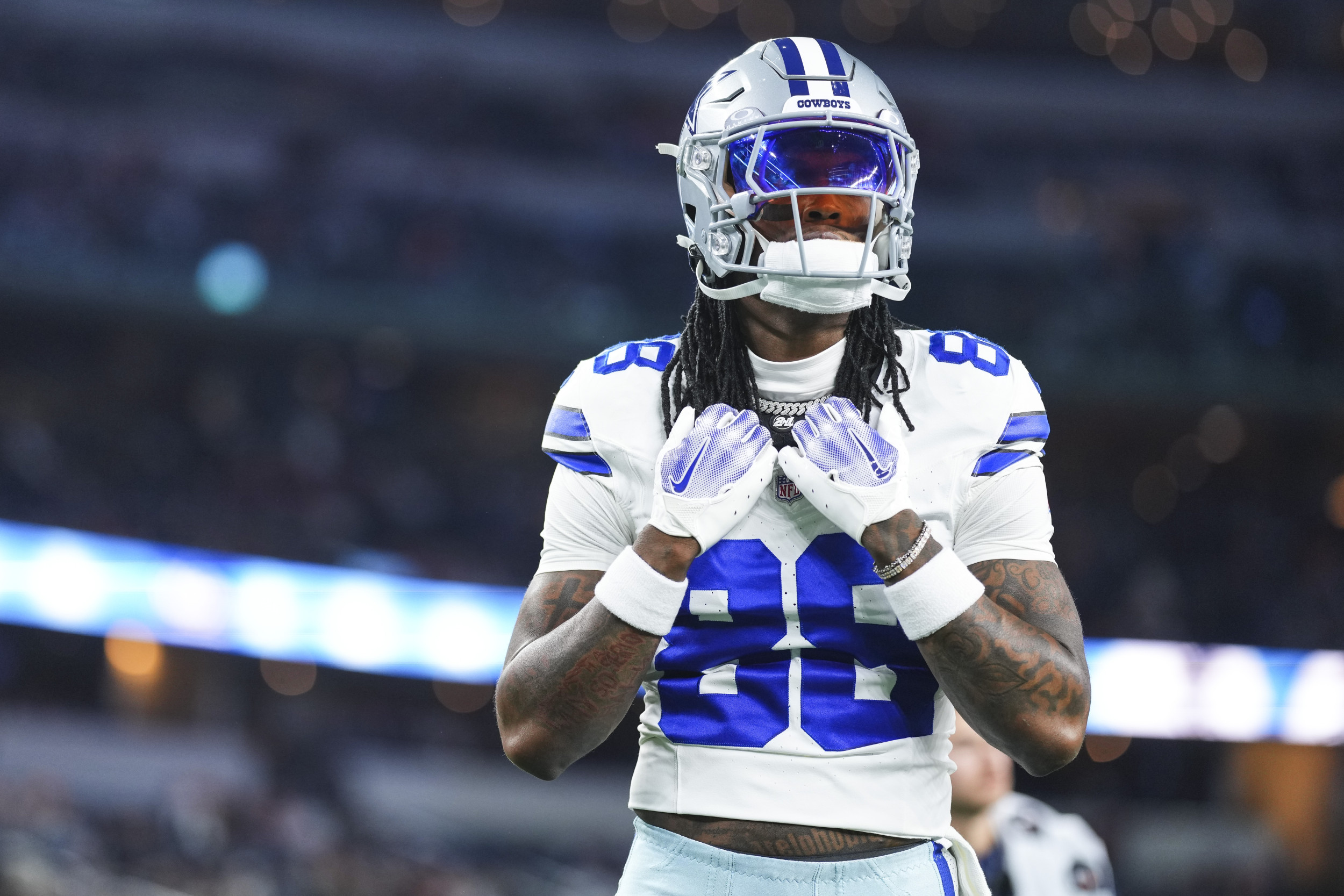 Dallas Cowboys Star Utters Bold Take on Eagles Fanbase