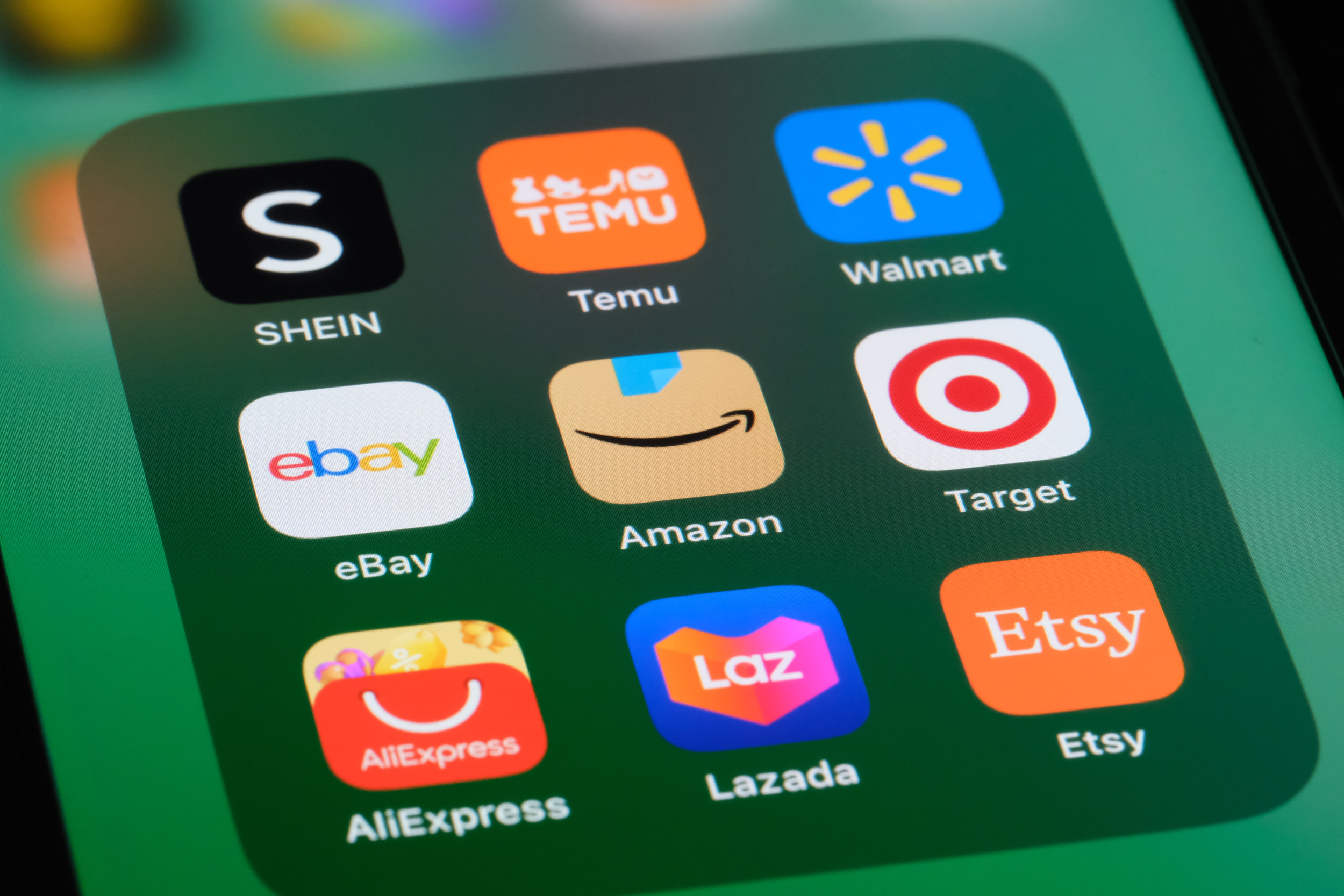 Trump Tariffs Blamed for Sharpest E-Commerce Slowdown in Years: Survey