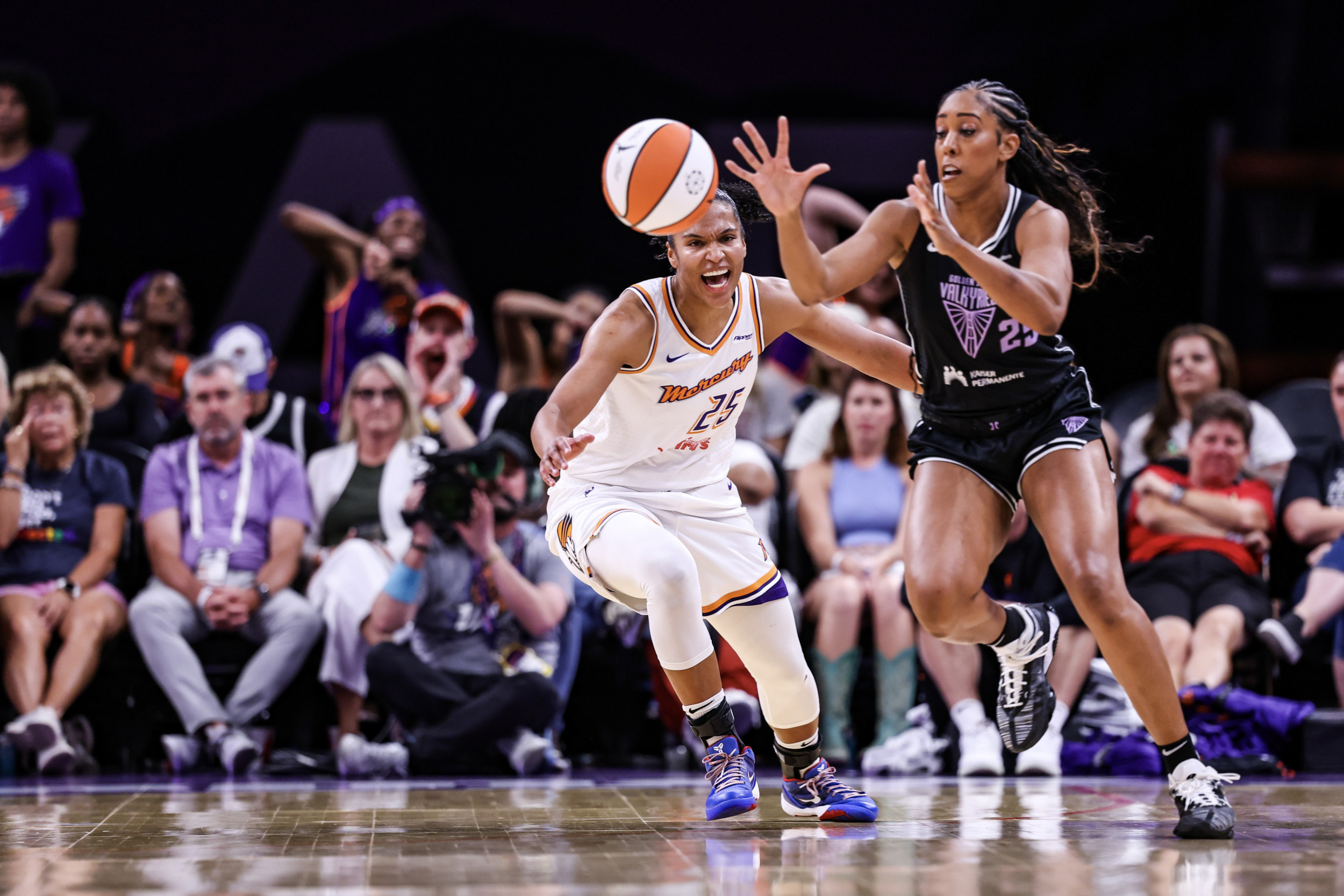 How to Watch Phoenix Mercury vs Golden State Valkyries: Live Stream WNBA, TV Channel