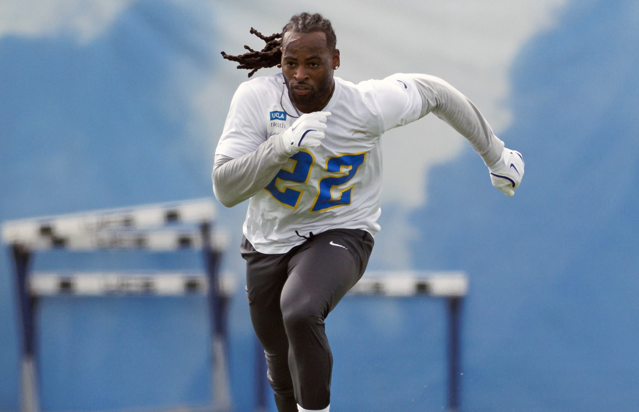 Chargers RB Najee Harris Injured in 4th of July Fireworks Accident