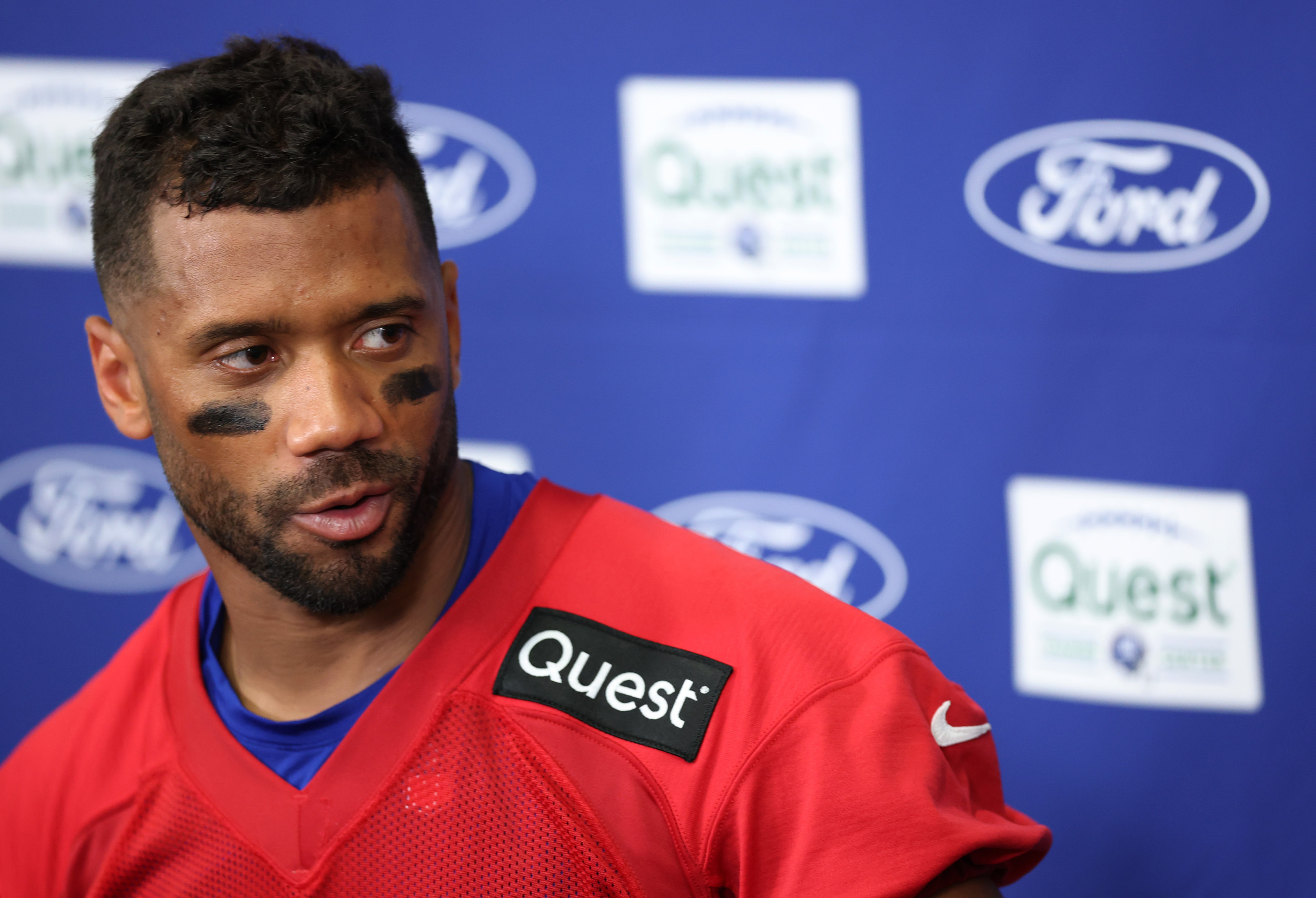Russell Wilson Present for Free Agent’s Visit With Giants