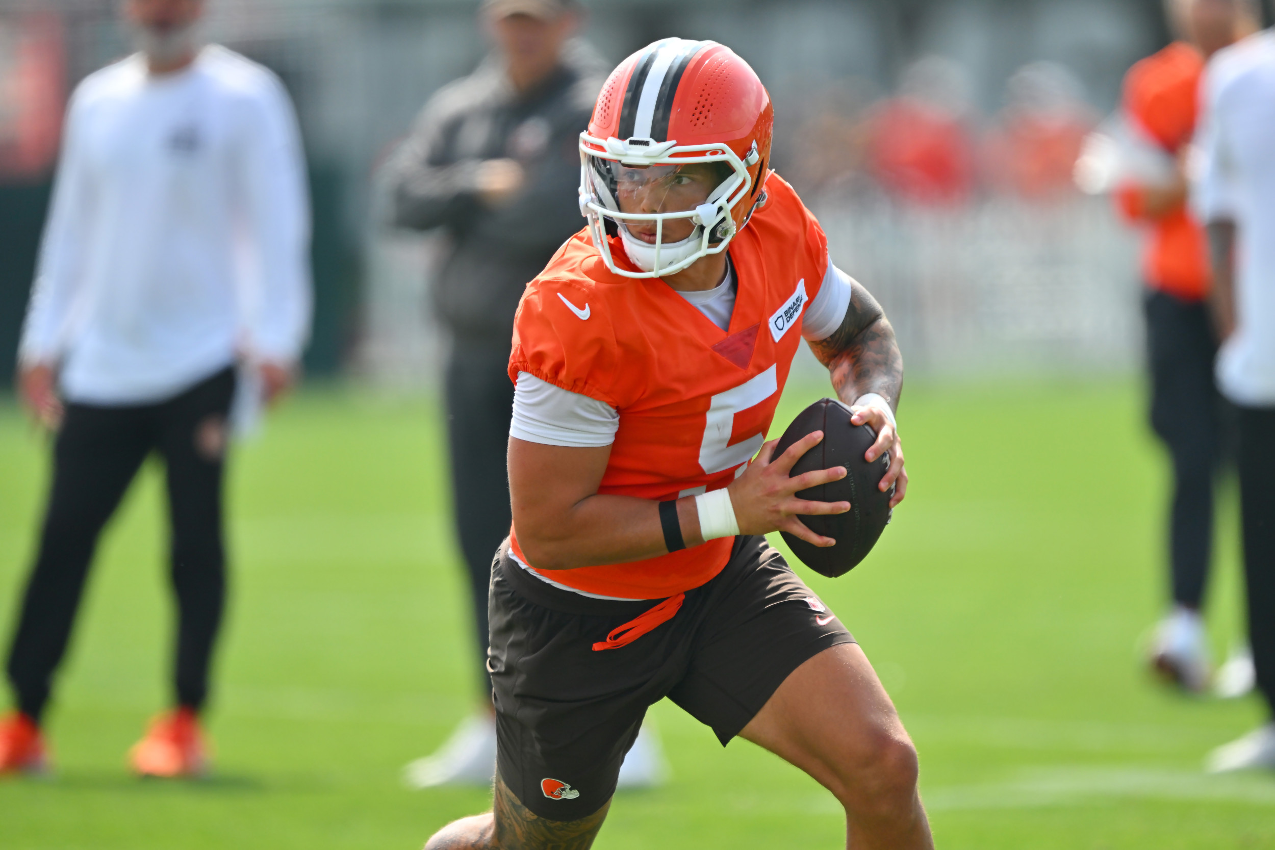 Browns’ Dillon Gabriel Sends Clear Message on Shedeur Sanders Diss
