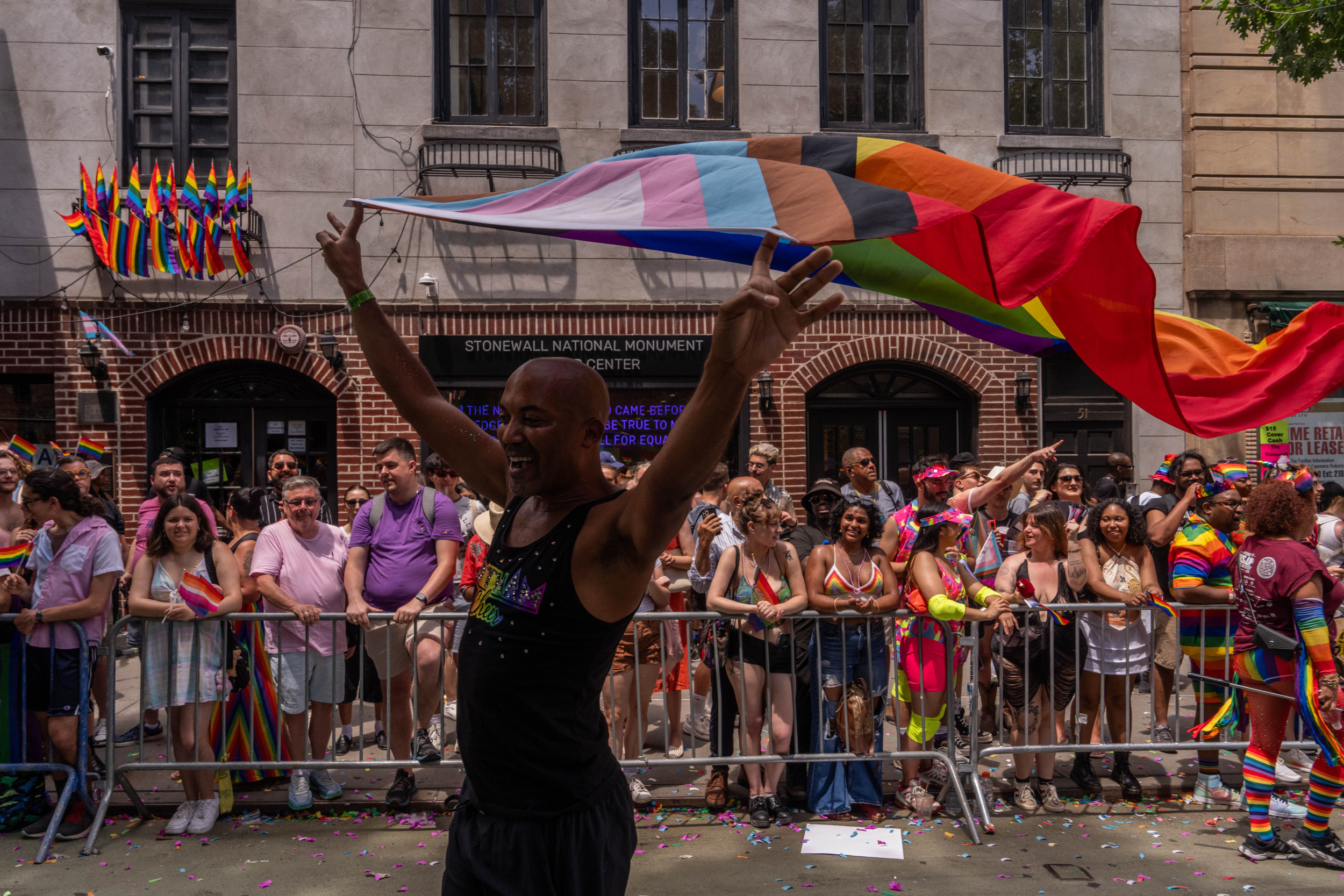 Number of LGBTQ+ Wanting Children Goes Up: Survey